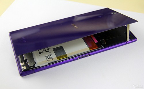 拆全球首款骁龙800四核大屏机—索尼XL39h