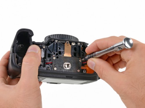 日本电子鬼才设计艺术 Nikon D600拆解