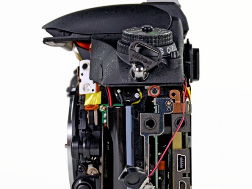 日本电子鬼才设计艺术 Nikon D600拆解