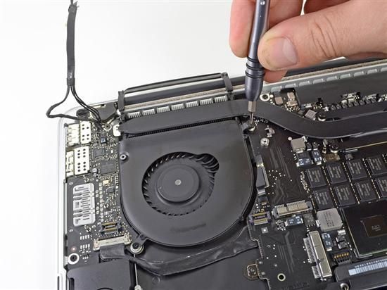 蘋果MacBook Pro Retina版本拆機組圖