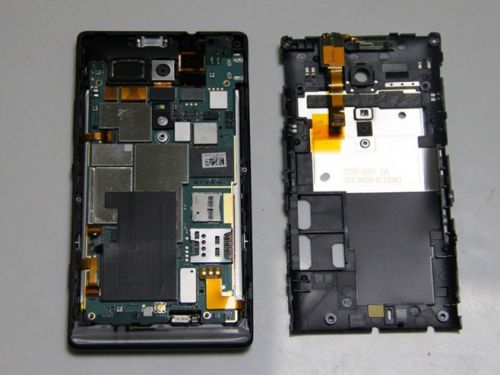 解密4G手机内部构造：索尼M35t完整拆解