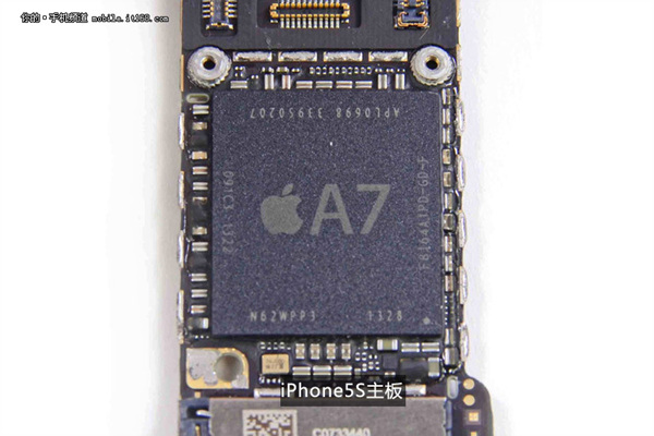 iPhone5S拆解 褪去土豪金外表下的内在做工