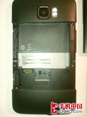 4.3寸超强PPC HTC Leo真机拆解