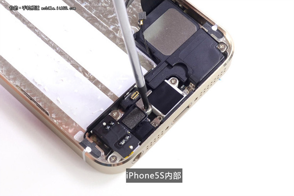 iPhone5S拆解 褪去土豪金外表下的内在做工