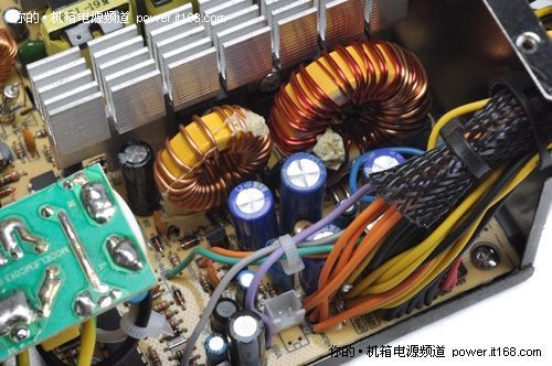 超群品质 HKC超节300-1W电源拆解评测