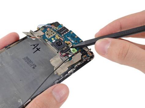 Step 1 — HTC One Teardown