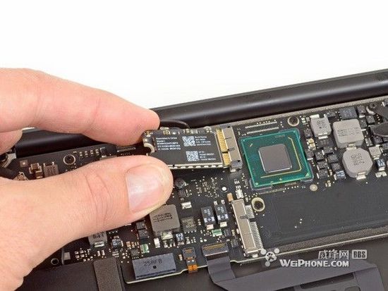 2012年中13''MacBook Air详尽拆解
