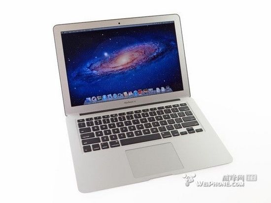 2012年中13\'\'MacBook Air详尽拆解