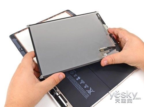 体积重量大幅减小 苹果iPad Air拆解探秘