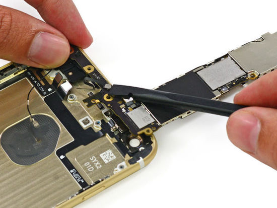 [圖]知名維修網(wǎng)站iFixit拆解iPhone 6 Plus