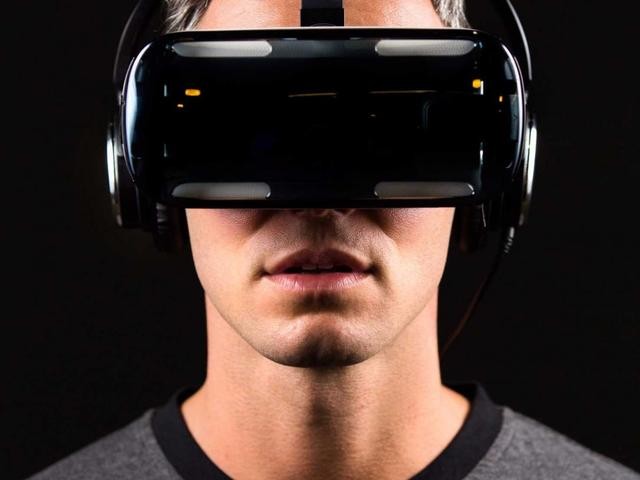 虚拟现实竞争日趋激烈 Oculus、索尼、HTC三强争霸