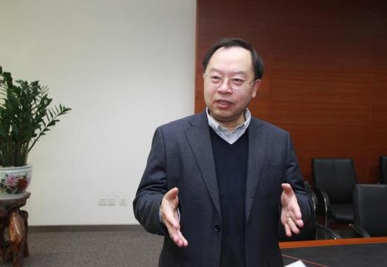 展訊通信董事長李力游：去年賣了5.3億顆芯片