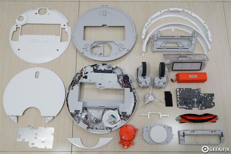 1699元！小米米家掃地機(jī)器人拆解：真復(fù)雜