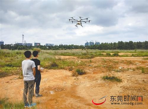 东莞大疆发力农业植保无人机 产品占国内市场7成份额