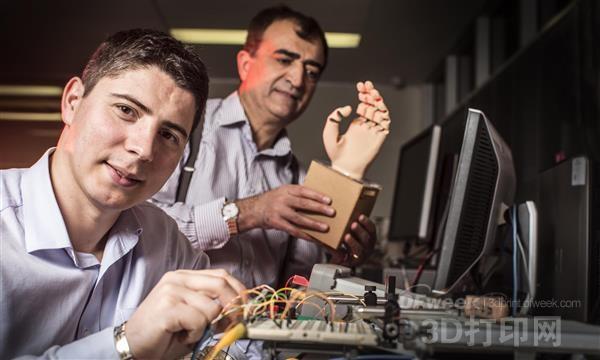 研究人员开发出由大脑信号控制的3D打印机器人手