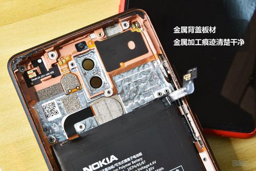 Nokia 7 Plus拆解 老派诺记做工的坚持