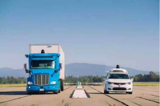 Waymo开启新的自动驾驶项目 为谷歌多个数据中心运输货物