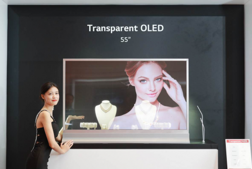 技术、市场条件成熟，OLED 大屏将全面产业化发展