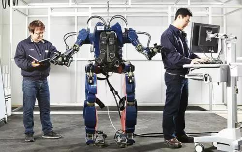 发达国家为什么重视机器人产业发展？