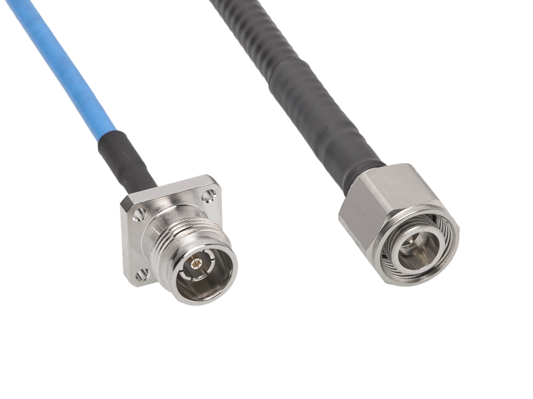 Molex 發布微型化 2.2-5 射頻連接器系統與電纜組件