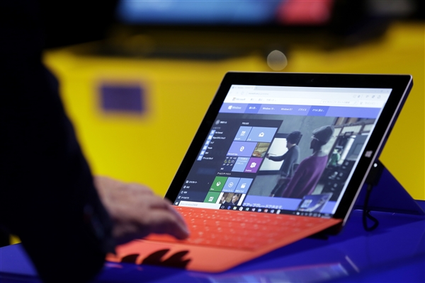传闻中的Surface Book 3或将搭载AMD高性能显卡