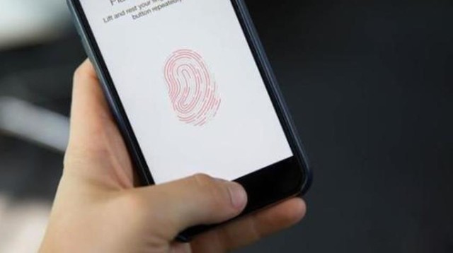 郭明錤：预期苹果iPhone将在2021年开始采用屏下指纹 