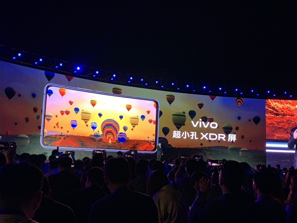 三星獨家定制！vivo X30系列搭載超小孔XDR屏幕：1200尼特亮度