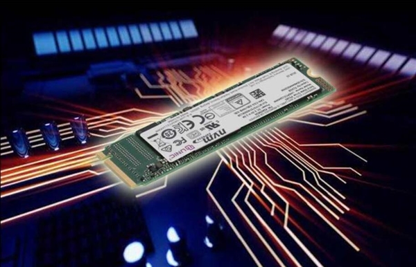 紫光P5160 M.2高性能SSD上架：原厂原片颗粒