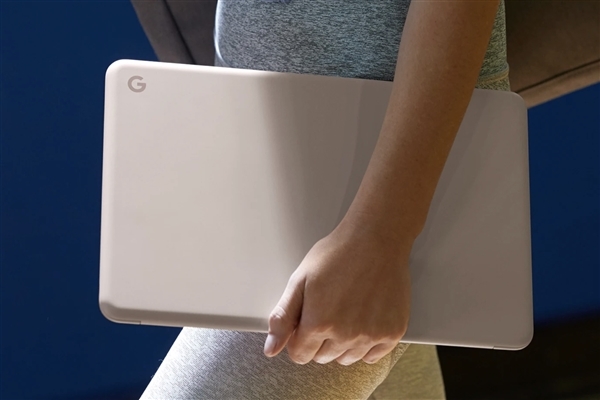 粉色版Pixelbook Go終于開售：起售價849美元 搭載Chrome OS