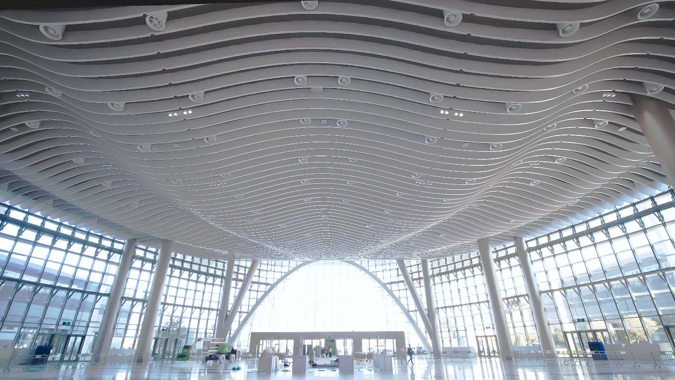 世界地标再下一城:欧司朗室内照明赋予深圳国际会展中心夺目新光