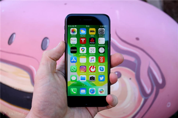 日本OLED屏落后：iPhone SE2屏幕供应商JDI为还苹果债 46亿卖厂
