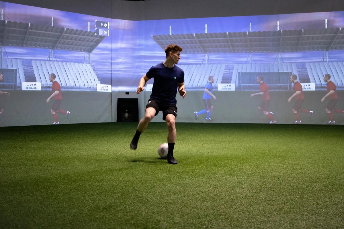 案例研究：歐洲頂級足球俱樂部基于視覺的運動分析、訓練和球員評估