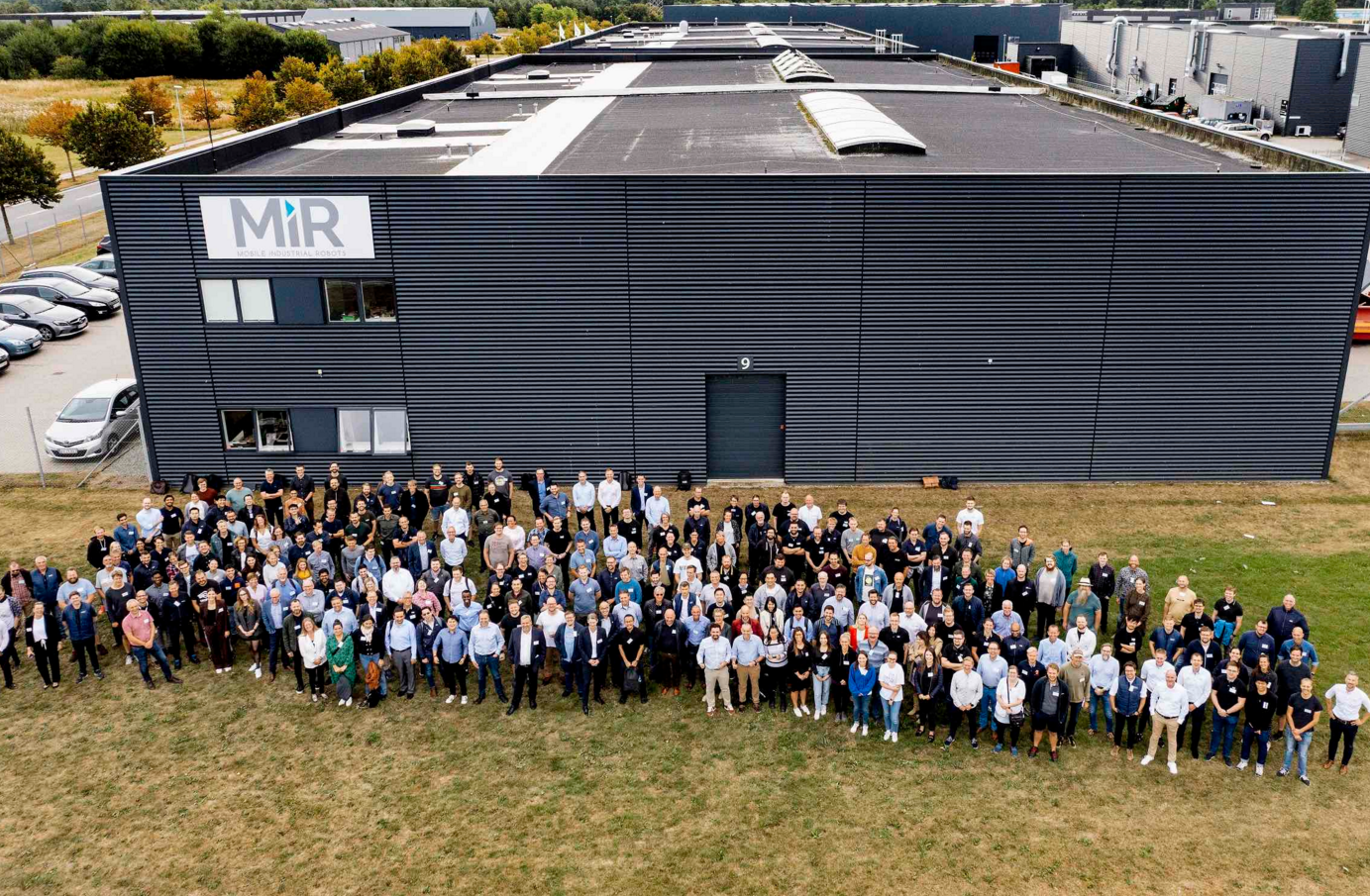 MiR与AutoGuide Mobile Robots合并，为用户开拓更多AMR解决方案，夯实全球领导力