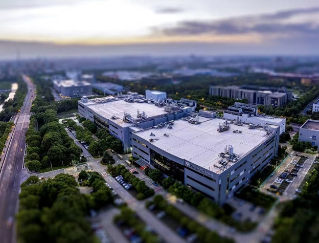 西部数据上海工厂荣获 “可持续发展灯塔工厂”称号
