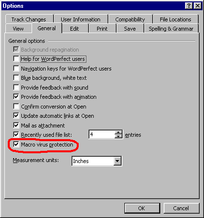 从Microsoft Word的“工具”菜单中，打开“选项”对话框，确保启用了“宏病毒保护”选项，如上图所示。