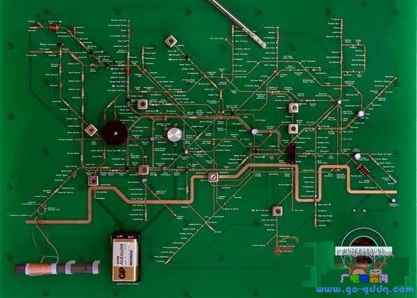地铁地图和收音机“合体”的电路板 图1