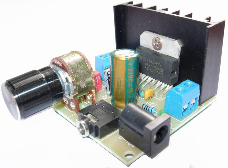 TDA7297-2×15瓦静音和待机可选功率放大器