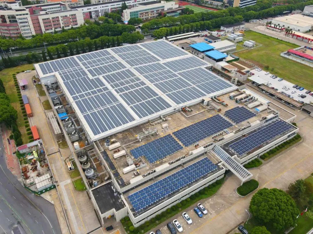 瑞萨苏州工厂完成太阳能板安装工作