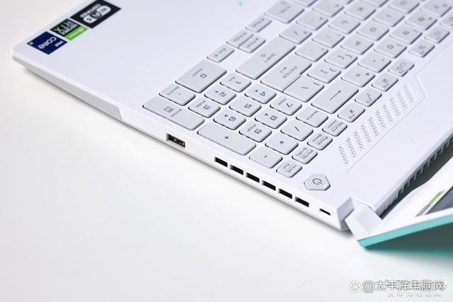 华硕天选4评测：RTX 4060加持 畅玩2.5K光追3A大作！